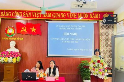Hội nghị CB-VC và NLĐ trường MN Tây Sơn năm học 2025-2026